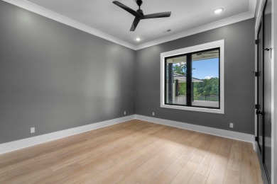 SMITH LAKE, Brand New 5BR/5BA, exceptionally well designed - photo 36