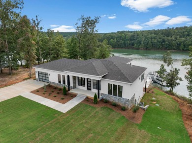 SMITH LAKE, Brand New 5BR/5BA, exceptionally well designed - photo 44