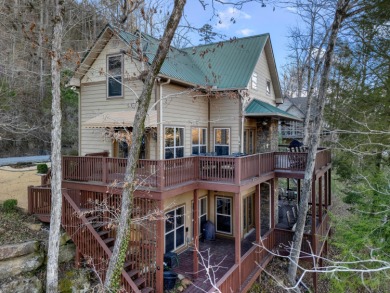 Smith Lake/Rock Creek: Lovely lake home sits among the trees - photo 41