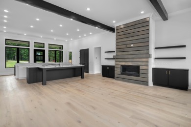 SMITH LAKE, Brand New 5BR/5BA, exceptionally well designed - photo 10