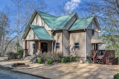 Smith Lake/Rock Creek: Lovely lake home sits among the trees - photo 2