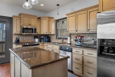 Smith Lake/Rock Creek: Lovely lake home sits among the trees - photo 9