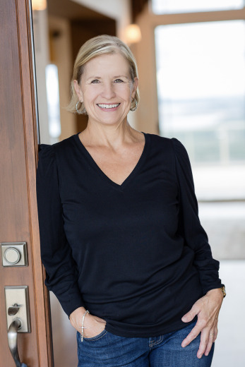 Barbara Shallue on LakeHouse.com