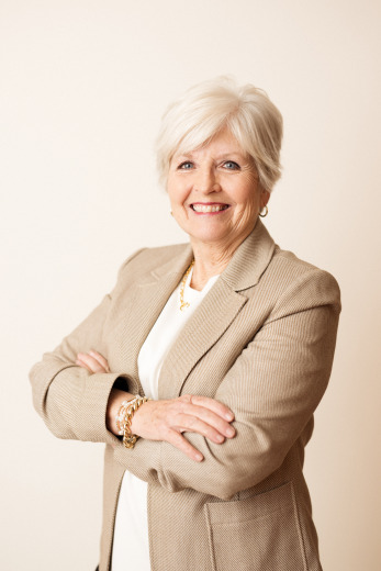 Kimberly Byrom on LakeHouse.com