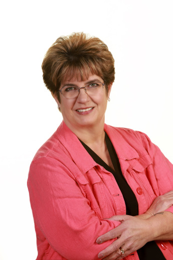 Janell Sargent on LakeHouse.com