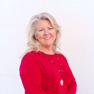 Carolyn Walker on LakeHouse.com
