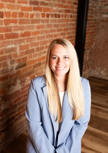 Jennifer Horn on LakeHouse.com